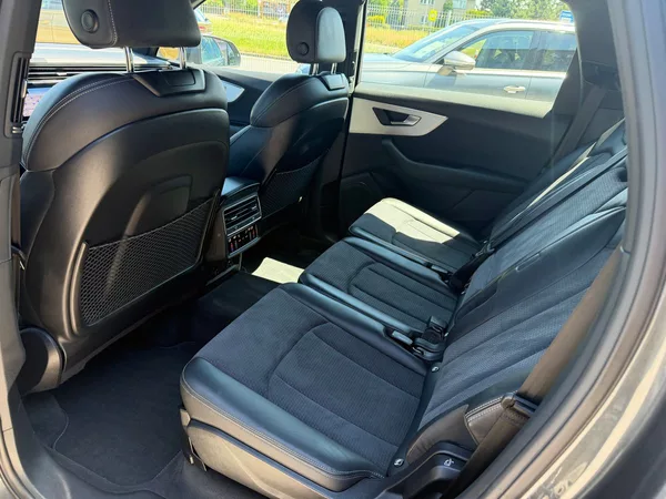 Audi Q7 S-line 210kW Tažné - foto 20