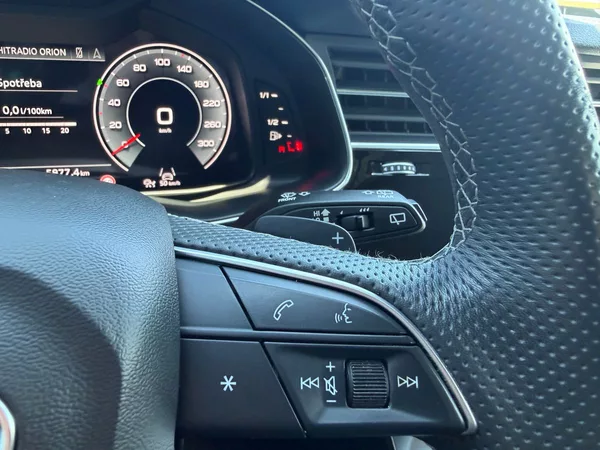 Audi Q7 S-line 210kW Tažné - foto 9