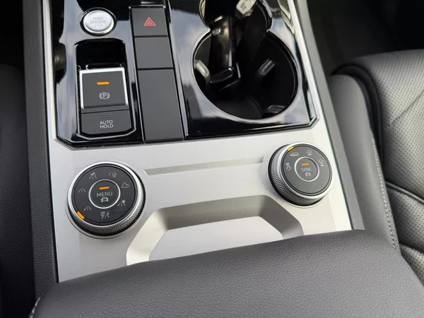 Volkswagen Touareg R-line 210kW Tažné - foto 11