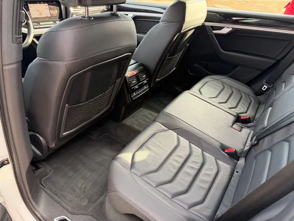 Volkswagen Touareg R-line 210kW Tažné - foto 16