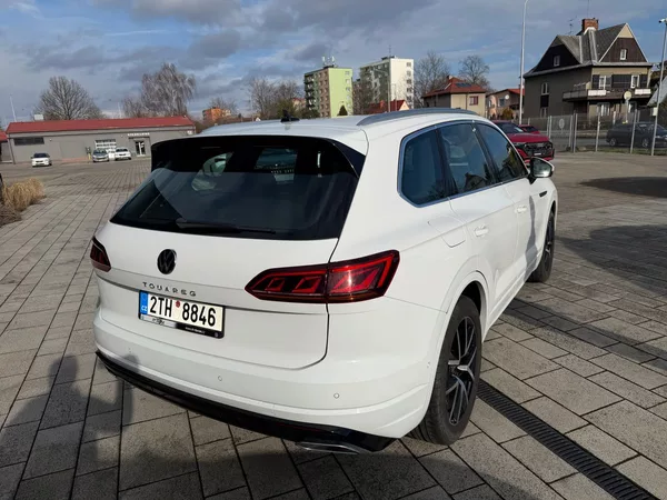 Volkswagen Touareg R-line 210kW Tažné - foto 2