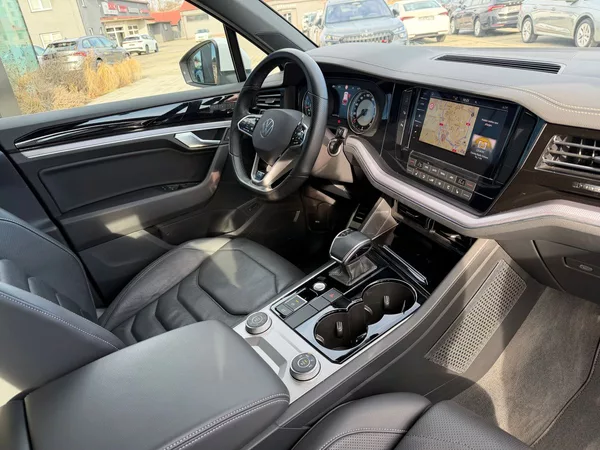 Volkswagen Touareg R-line 210kW Tažné - foto 22