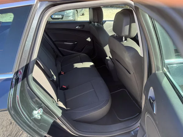 Opel Astra 1.6(132KW)SPORTS TOURER - foto 22