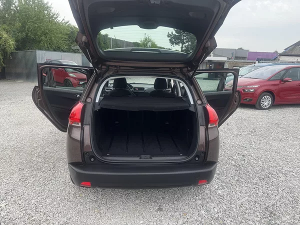Peugeot 2008 1,2(60KW), ČR - foto 11