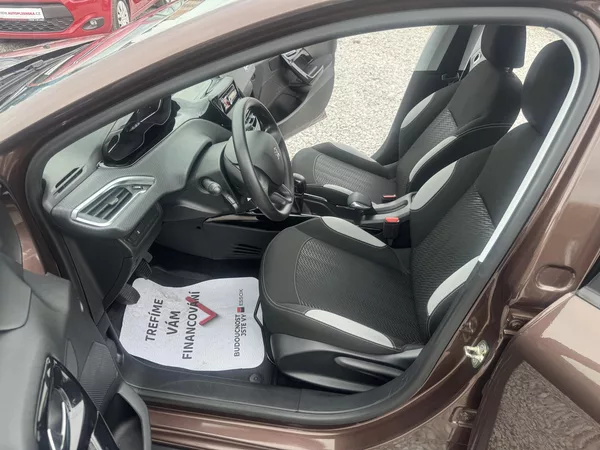 Peugeot 2008 1,2(60KW), ČR - foto 12