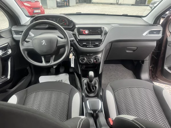 Peugeot 2008 1,2(60KW), ČR - foto 17