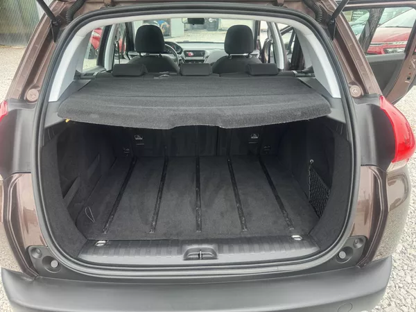 Peugeot 2008 1,2(60KW), ČR - foto 20