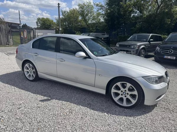 BMW Řada 3 330iX,MANUÁL - foto 3