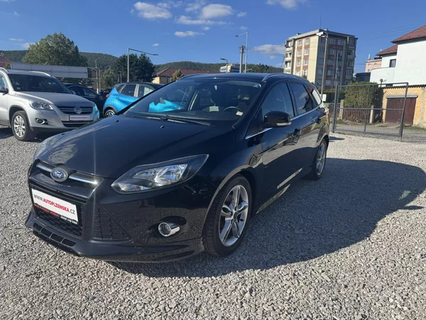 Ford Focus ST-LINE 1.6-16V(150PS)