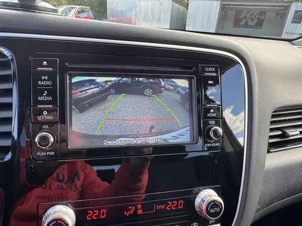 Mitsubishi Outlander 2.0MIVEC(110KW) DPH - foto 19