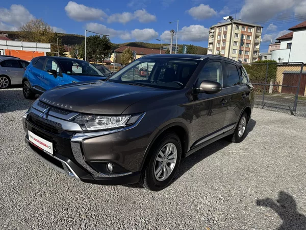 Mitsubishi Outlander 2.0MIVEC(110KW) DPH - foto 2