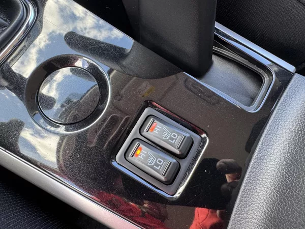 Mitsubishi Outlander 2.0MIVEC(110KW) DPH - foto 20