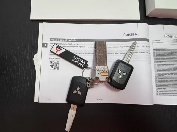 Mitsubishi Outlander 2.0MIVEC(110KW) DPH - foto 34