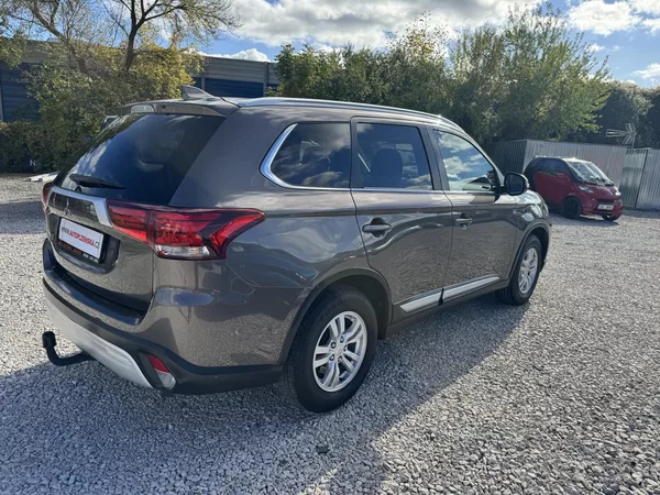 Mitsubishi Outlander 2.0MIVEC(110KW) DPH - foto 5