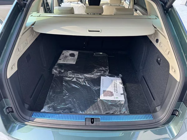 Škoda Superb L&K 2,0 TDI 147 kW 7-st aut 4x - foto 10