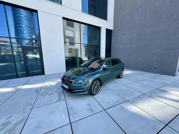 Škoda Superb L&K 2,0 TDI 147 kW 7-st aut 4x - foto 13
