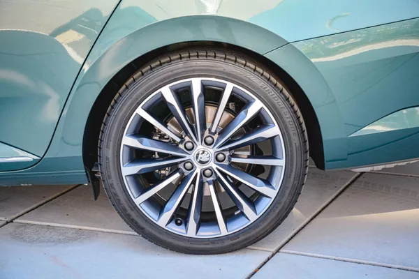 Škoda Superb L&K 2,0 TDI 147 kW 7-st aut 4x - foto 17