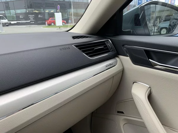 Škoda Superb L&K 2,0 TDI 147 kW 7-st aut 4x - foto 26