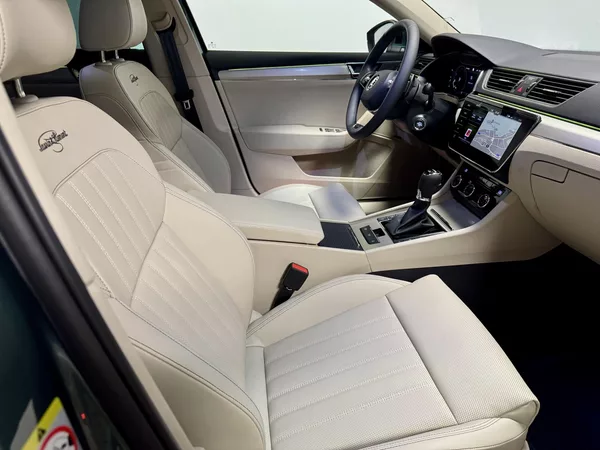 Škoda Superb L&K 2,0 TDI 147 kW 7-st aut 4x - foto 27