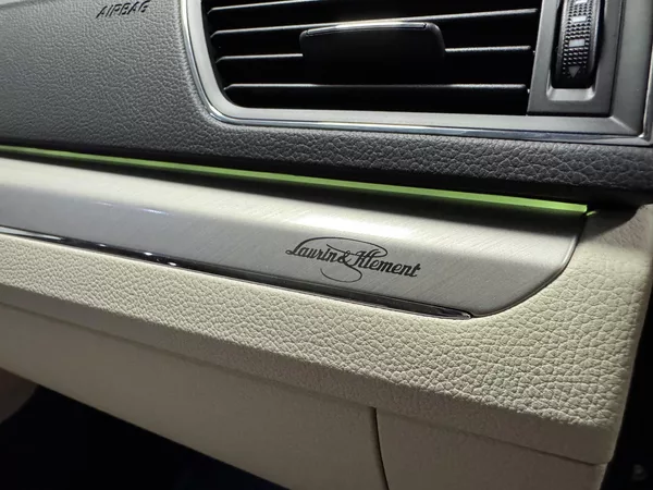 Škoda Superb L&K 2,0 TDI 147 kW 7-st aut 4x - foto 35
