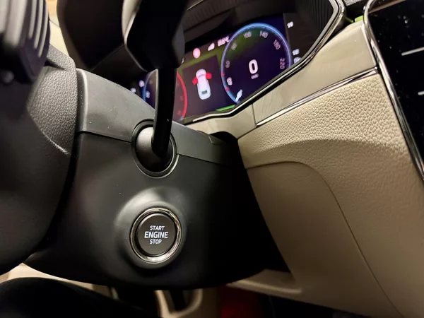 Škoda Superb L&K 2,0 TDI 147 kW 7-st aut 4x - foto 61