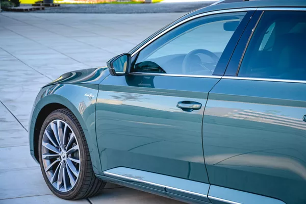 Škoda Superb L&K 2,0 TDI 147 kW 7-st aut 4x - foto 8