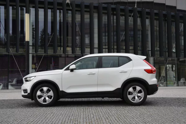 Volvo XC40 2,0 D3 DRIVE-E Momentum PRO Aw - foto 19