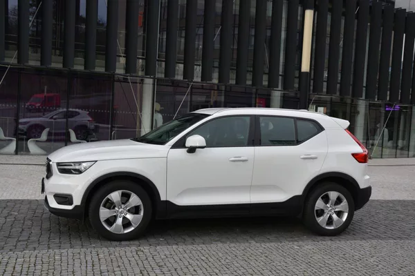 Volvo XC40 2,0 D3 DRIVE-E Momentum PRO Aw - foto 22