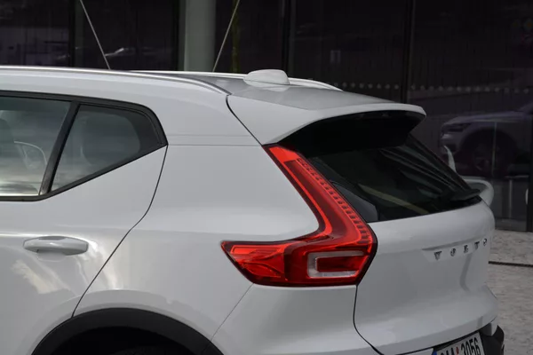 Volvo XC40 2,0 D3 DRIVE-E Momentum PRO Aw - foto 25