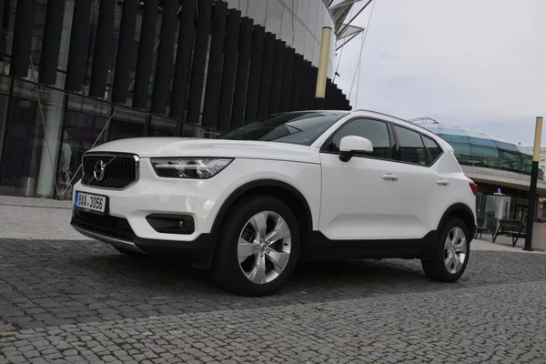 Volvo XC40 2,0 D3 DRIVE-E Momentum PRO Aw - foto 27