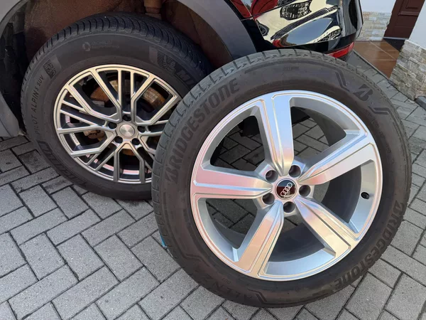 Audi e-tron 50 QUATTRO BUSSINES 1 Majitel - foto 27