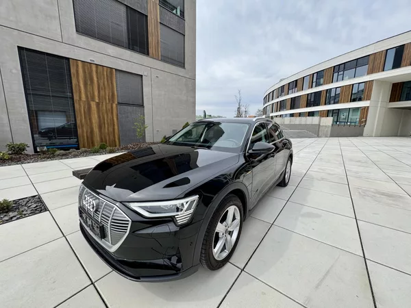 Audi e-tron 50 QUATTRO BUSSINES 1 Majitel - foto 30