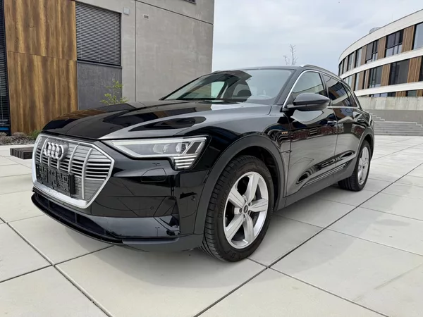 Audi e-tron 50 QUATTRO BUSSINES 1 Majitel - foto 33
