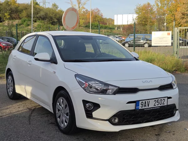 Kia Rio 1,2i lze i na splátky VŠEM - foto 3