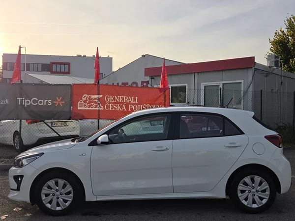 Kia Rio 1,2i lze i na splátky VŠEM - foto 7