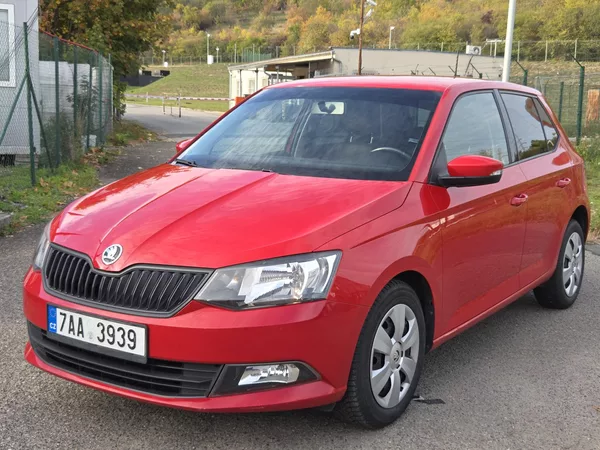 Škoda Fabia 1,0i lze i na splátky VŠEM!