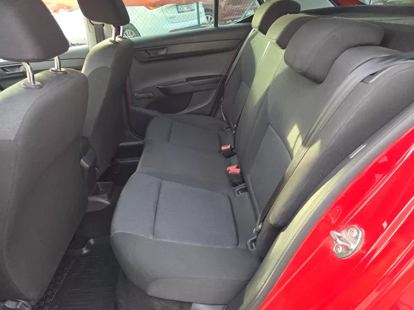 Škoda Fabia 1,0i lze i na splátky VŠEM! - foto 10