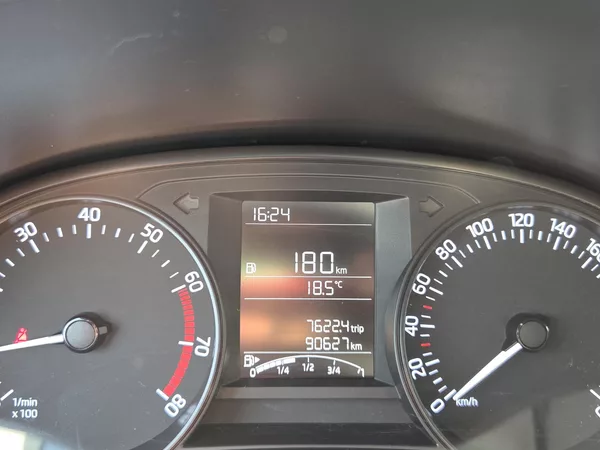 Škoda Fabia 1,0i lze i na splátky VŠEM! - foto 11
