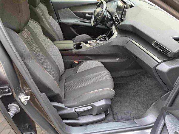 Peugeot 3008 1,2 PT EAT8 LED kamera NAVI - foto 8