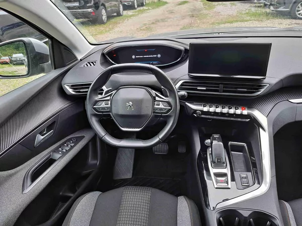 Peugeot 3008 1,2 PT EAT8 LED 17ALU PDC NAVI - foto 15