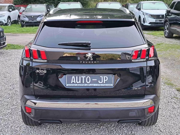Peugeot 3008 1,2PT EAT8 ALLURE LED ALU NAVI - foto 4