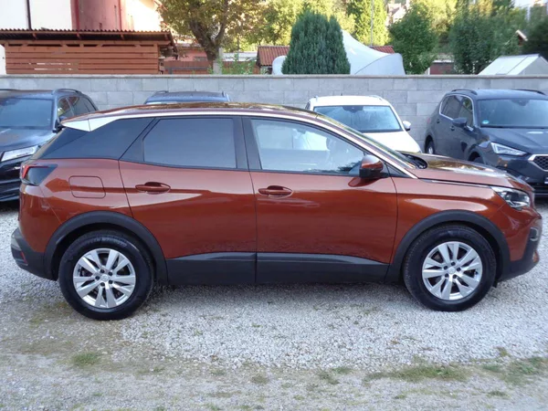 Peugeot 3008 HDI-96 EAT8 17ALU PDC NAVI - foto 2
