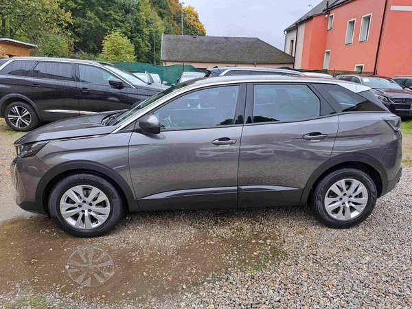 Peugeot 3008 1,2 PT EAT8 LED ALU PDC NAVI - foto 5