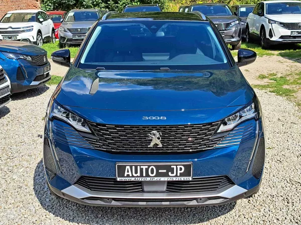 Peugeot 3008 1,2 PT ALLURE 18ALU kameraNAVI - foto 8