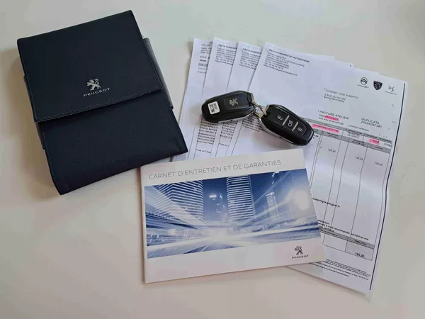 Peugeot 3008 1,2 PT GT LED 18ALU virtual - foto 18