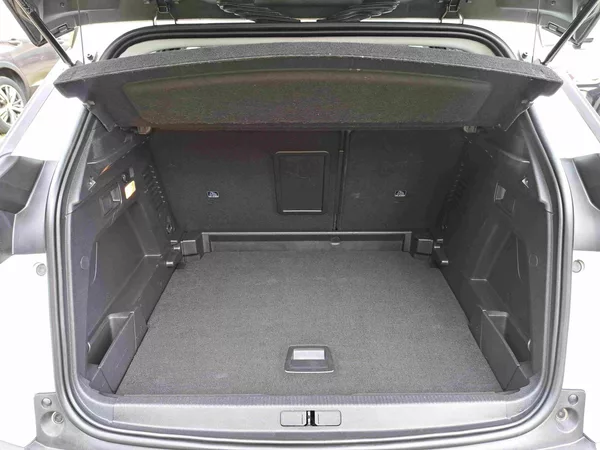 Peugeot 3008 1,2 PT EAT8 ALLURE kamera NAVI - foto 16