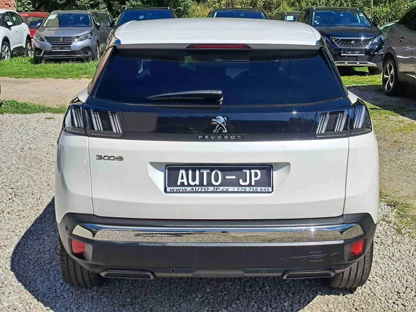 Peugeot 3008 1,2 PT EAT8 ALLURE kamera NAVI - foto 4