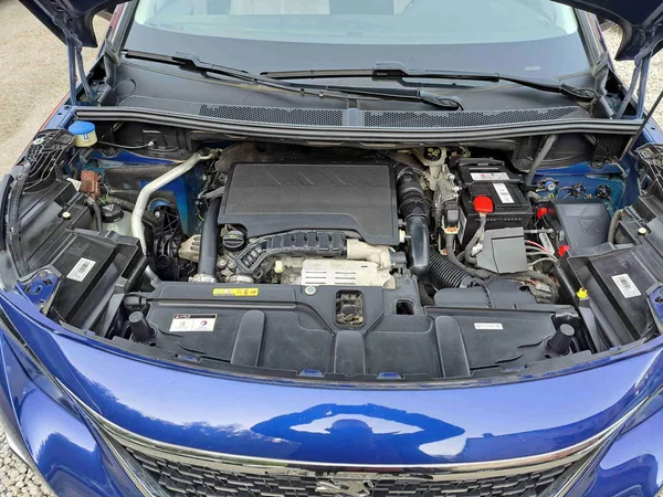 Peugeot 3008 1,2 PT EAT8 LED ALLURE NAVI - foto 17