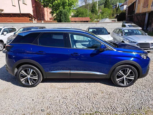 Peugeot 3008 1,2 PT EAT8 LED ALLURE NAVI - foto 2