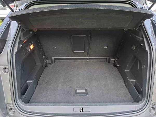 Peugeot 3008 1,2 PT ALLURE LED 18ALU NAVI - foto 16